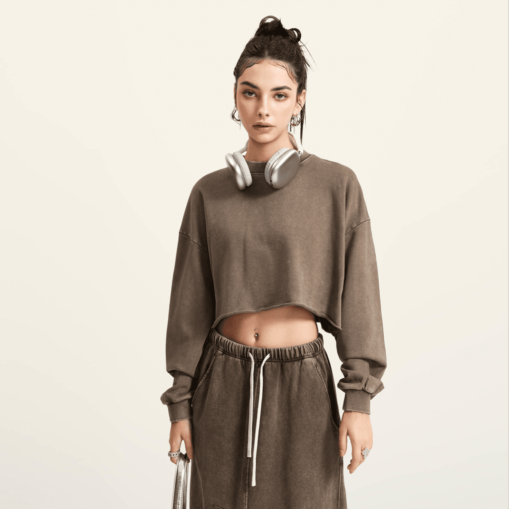 Washed Raw-Edge Cropped Crew Neck Sweatshirt