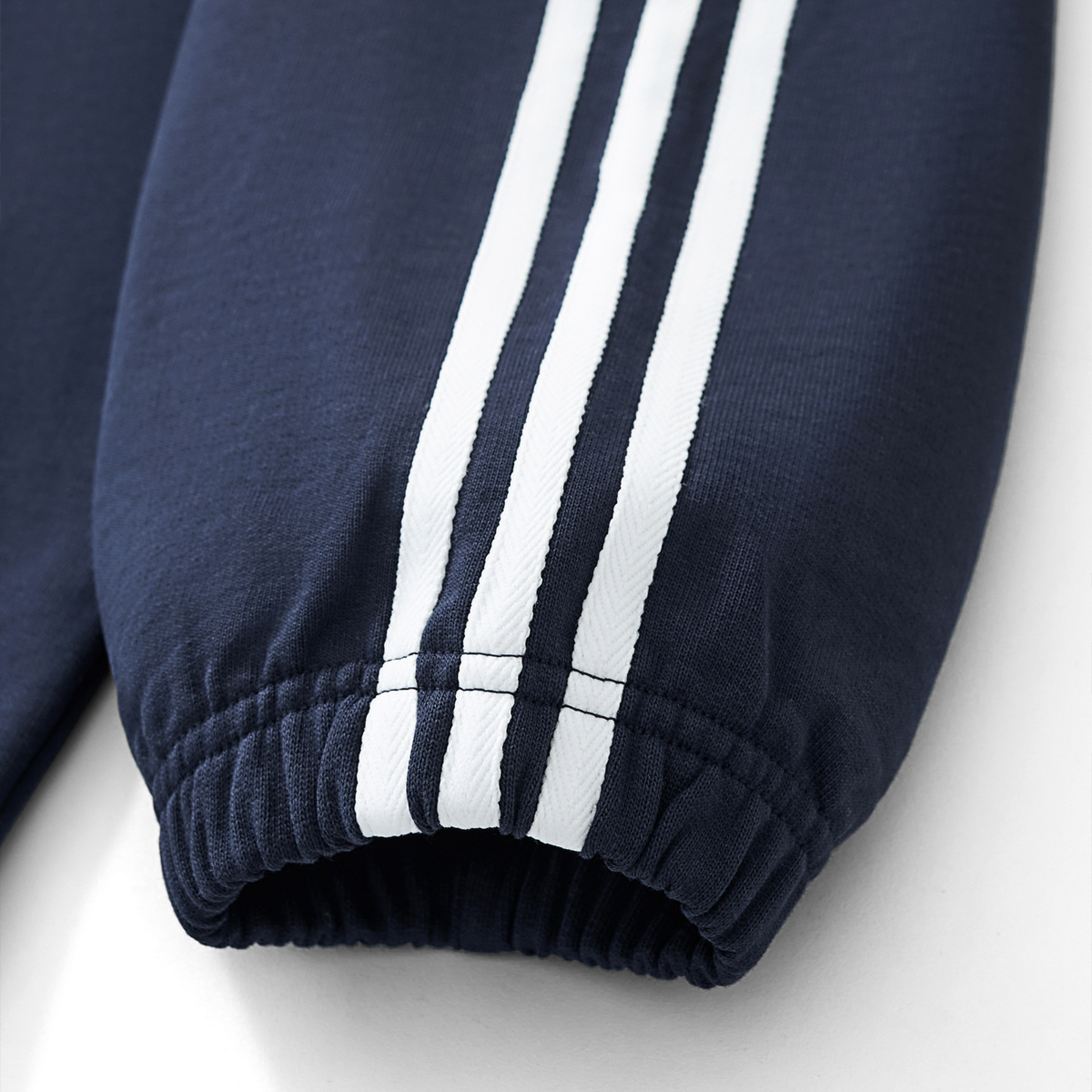 Unisex Contrast Collar Sweatshirt